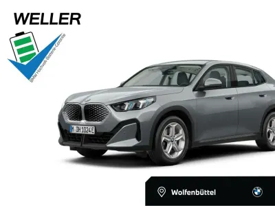 Gebraucht BMW iX2 Performance 225 kW (306 PS) 2025 Skyscraper grau (grau) SUV