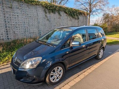 gebraucht Opel Zafira 1.8 Family Family