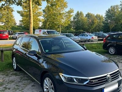 Gebraucht VW Passat 190 PS (139 kW) 2015 Grau Kombi