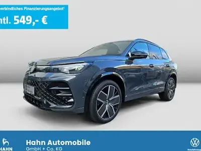 Nouă VW Tiguan R-line 204 CP (150 kW) 2025 Gri SUV