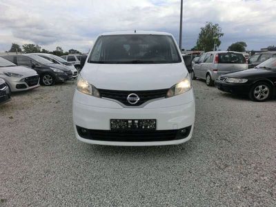 Nissan Evalia