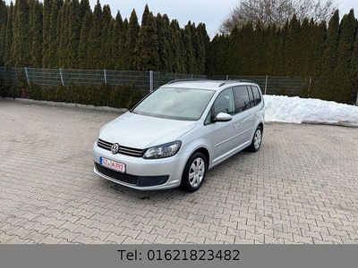 Gebraucht VW Touran Comfortline 140 PS (102 kW) 2013 Silber Van / Kleinbus