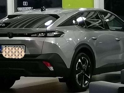 Gebraucht Peugeot 408 Allure 131 PS (96 kW) 2023 Grau Kleinwagen