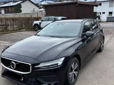 Brugt Volvo V60 Momentum 150 HK (110 kW) 2018 Sort Stationcar