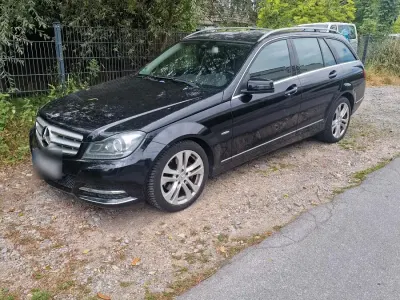 Gebraucht Mercedes 250 200 PS (147 kW) 2011 Schwarz Kombi