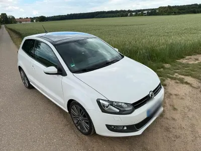 Gebraucht VW Polo Trendline 90 PS (66 kW) 2013 Weiß Kleinwagen