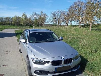 Usata BMW 318 136 CV (100 kW) 2015 Argento Station wagon