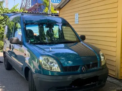 Gebraucht Renault Kangoo 55 PS (40 kW) 2003 Grün Van / Kleinbus