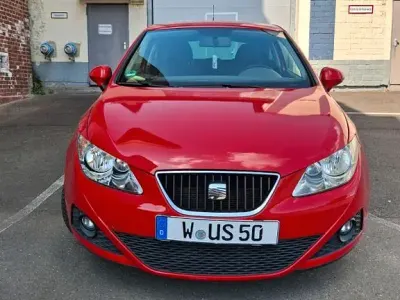 Gebraucht Seat Ibiza SC Reference 69 PS (50 kW) 2010 Rot Kleinwagen