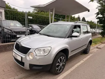 Gebraucht Skoda Yeti Experience 105 PS (77 kW) 2010 Silber SUV
