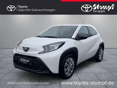 Gebraucht Toyota Aygo X Play 72 PS (52 kW) 2024 Weiß SUV