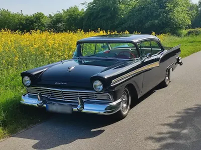 Gebraucht Ford Fairlane 225 PS (165 kW) 1957 Schwarz Coupé