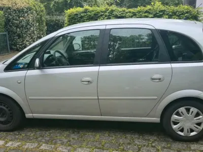 Usata Opel Meriva 2003 Argento Monovolume