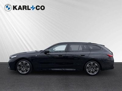 Gebraucht BMW 520 M Sport 197 PS (144 kW) 2025 Schwarz Kombi