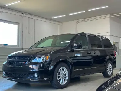 Gebraucht Dodge Grand Caravan 287 PS (211 kW) 2020 Schwarz Van / Kleinbus