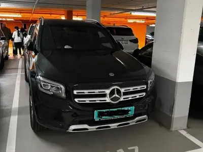 Gebraucht Mercedes GLB180 136 PS (100 kW) 2022 Schwarz SUV