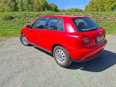 Usata Audi A3 Ambiente 101 CV (74 kW) 1997 Rosso Utilitaria
