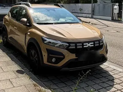 Gebraucht Dacia Sandero Extreme 101 PS (74 kW) 2025 Beige Kleinwagen