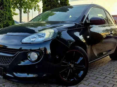 Gebraucht Opel Adam 87 PS (63 kW) 2013 Schwarz Kleinwagen