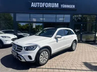 Używany Mercedes 200