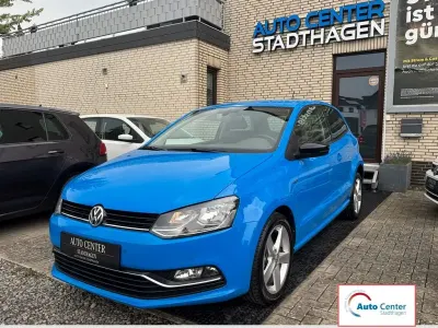 Gebraucht VW Polo 90 PS (66 kW) 2015 Blau Limousine