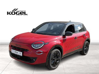 Neu Fiat 600 Sport 145 PS (106 kW) 2026 Passione rot/dach schwarz SUV