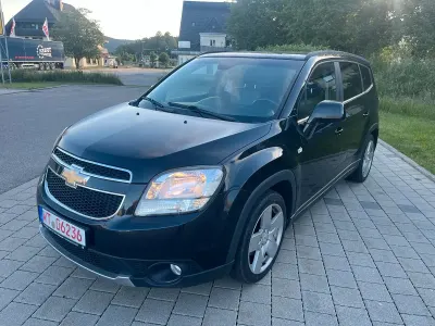 Gebraucht Chevrolet Orlando 163 PS (119 kW) 2013 Schwarz Van / Kleinbus