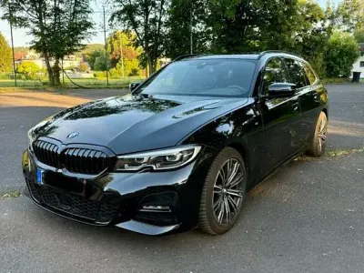 Gebraucht BMW 320 M Sport 190 PS (139 kW) 2021 Schwarz Kombi