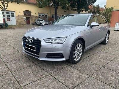 Silber Gebraucht 2016 Audi A4 Design Kombi | 14.000 € (Superpreis)