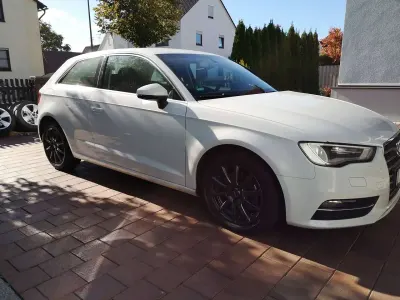 Gebraucht Audi A3 Ambition 150 PS (110 kW) 2013 Weiß Limousine