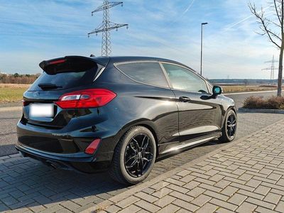 Gebraucht Ford Fiesta ST-Line 140 PS (102 kW) 2018 Schwarz Kleinwagen