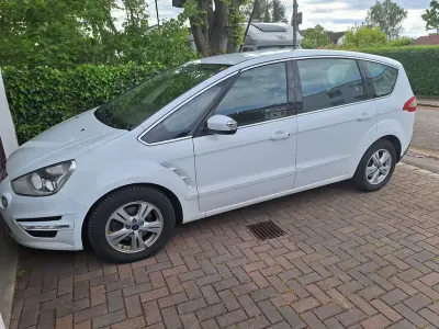 Używany Ford S-MAX Titanium 140 KM (102 kW) 2012 Biały Minivan