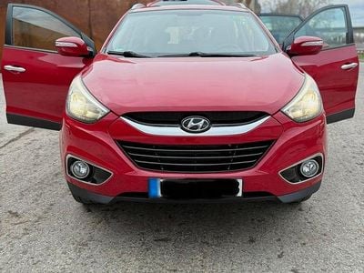 Second-hand Hyundai ix35 184 CP (135 kW) 2014 Roșu SUV