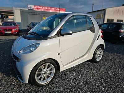 Second-hand Smart ForTwo Cabrio 71 CP (52 kW) 2013 Alb Cabrio