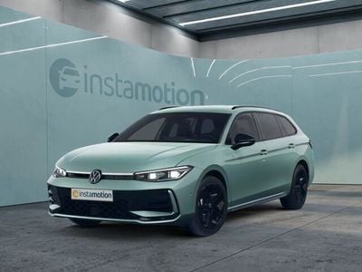 Gebraucht VW Passat R-line 265 PS (194 kW) 2024 Grün Kombi