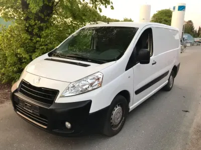 Gebraucht Peugeot Expert 128 PS (94 kW) 2014 Weiß Van