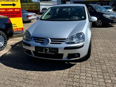 Gebraucht VW Golf IV Trendline 116 PS (85 kW) 2004 Silber Limousine