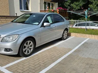 Gebraucht Mercedes C180 156 PS (114 kW) 2008 Silber Limousine