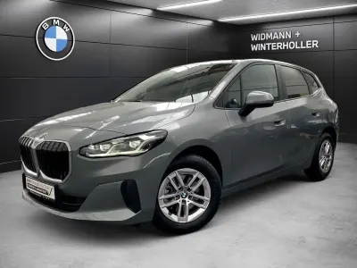 Gebraucht BMW 218 Active Tourer Luxury Line 136 PS (100 kW) 2023 Grau Van / Kleinbus