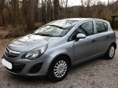 Gebraucht Opel Corsa 65 PS (47 kW) 2014 Silber Kleinwagen