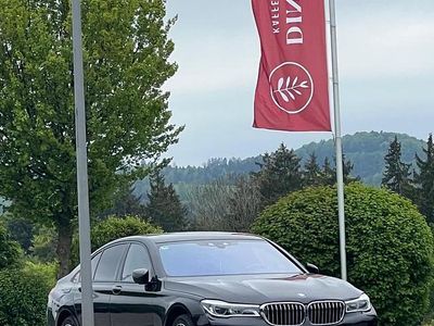 BMW 750