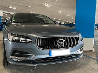 Gebraucht Volvo V90 Inscription 240 PS (176 kW) 2017 Blau Kombi