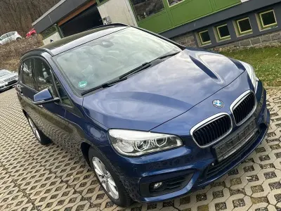 Gebraucht BMW 218 Active Tourer Sport Line 150 PS (110 kW) 2015 Blau Van / Kleinbus