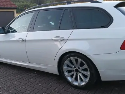 Gebraucht BMW 320 197 PS (144 kW) 2009 Weiß Kombi