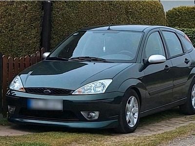 Usata Ford Focus 115 CV (84 kW) 2004 Verde Utilitaria