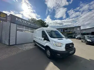 Gebraucht Ford Transit Trend 185 PS (136 kW) 2020 Frostweiß Van / Kleinbus