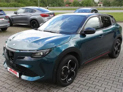 Gebraucht Alfa Romeo GT Junior Edizione Speciale 145 PS (106 kW) 2025 Navigili blau Kleinwagen