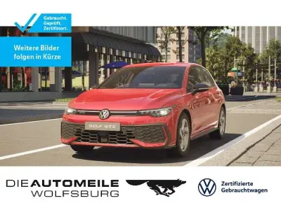 Gebraucht VW Golf VIII Style 272 PS (200 kW) 2025 Kings red metallic Limousine