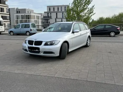 Gebraucht BMW 318 129 PS (94 kW) 2007 Grau Kombi