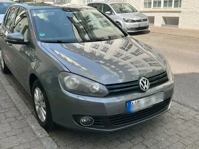 Gebraucht VW Golf VII Sport 105 PS (77 kW) 2012 Silber Limousine
